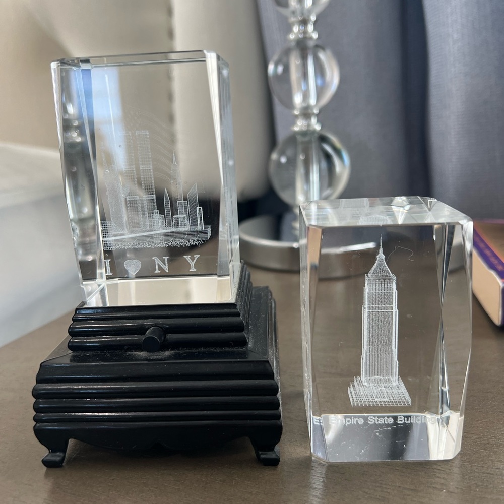 New York Paperweight 3D Laser Etched Skyline Glass Crystal Decor